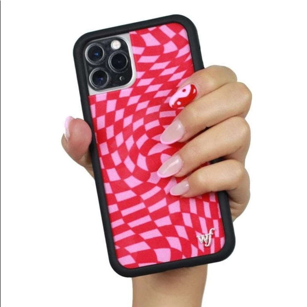 WILDFLOWER CASES pink crazy checkers case